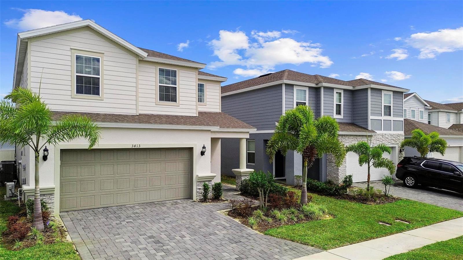 3413 Lilac Property Photo 1