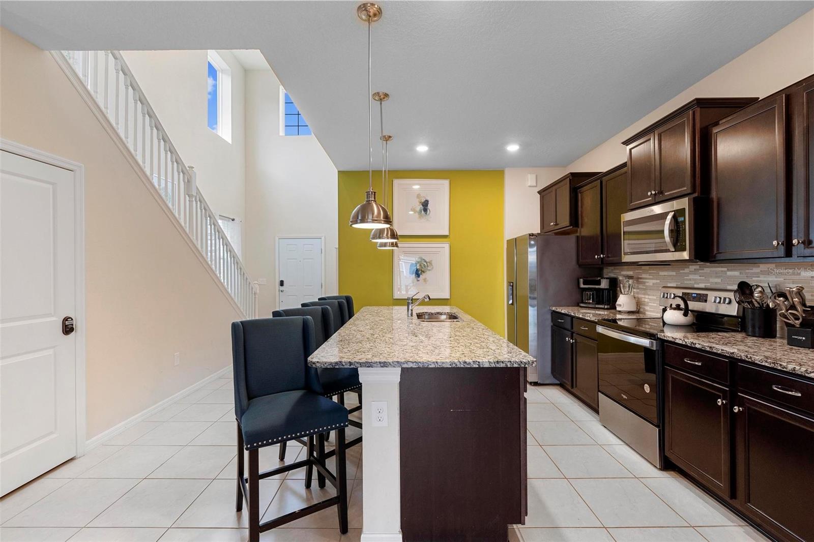3413 Lilac Property Photo 4