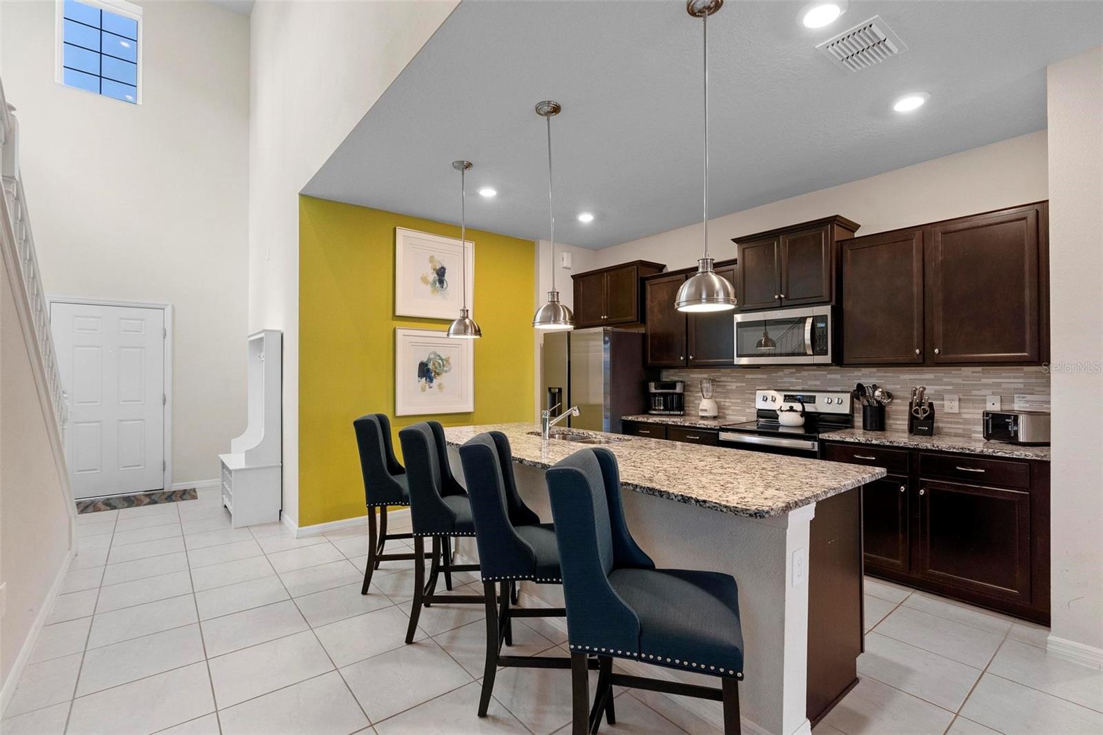 3413 Lilac Property Photo 6