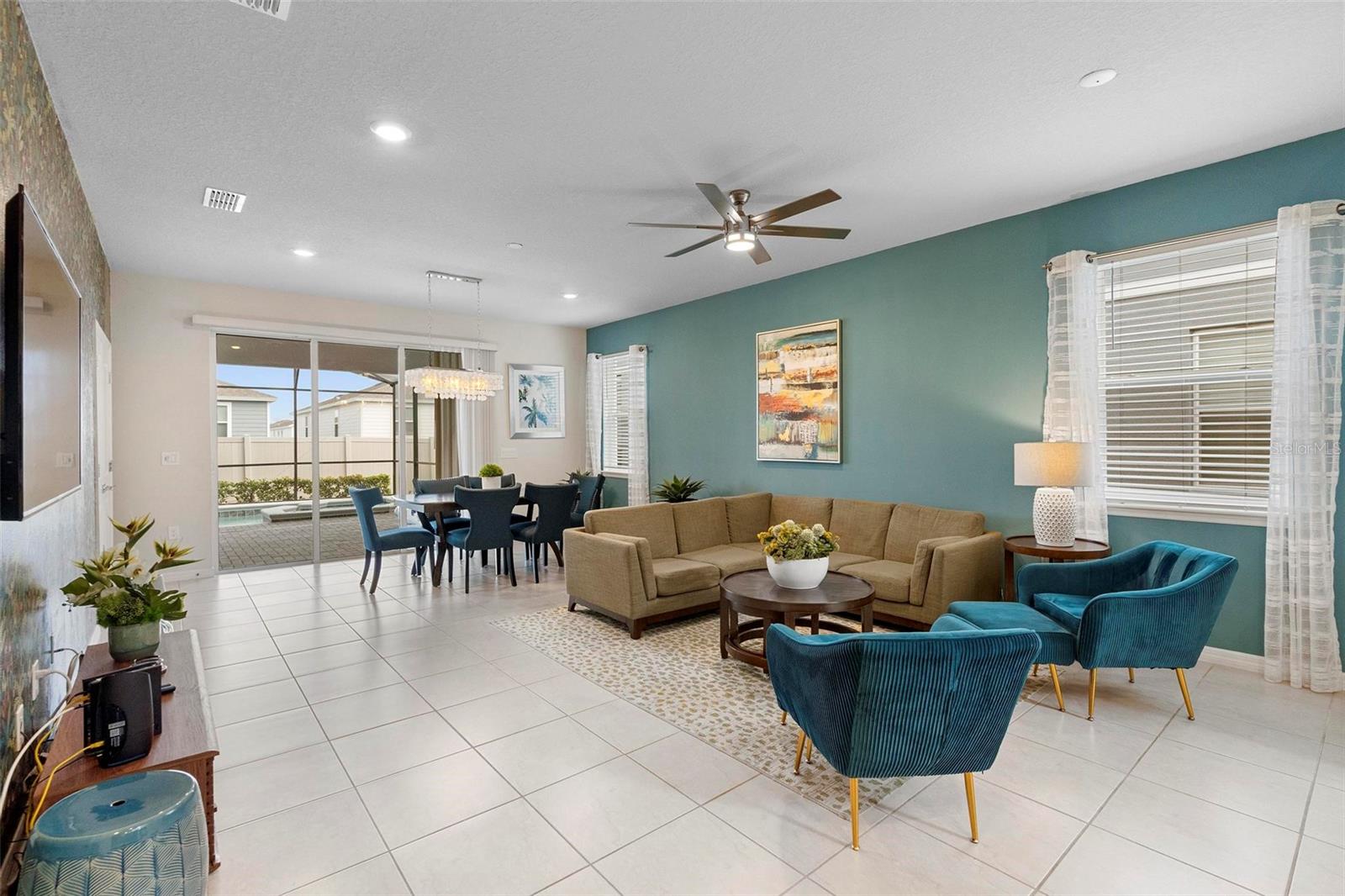 3413 Lilac Property Photo 8