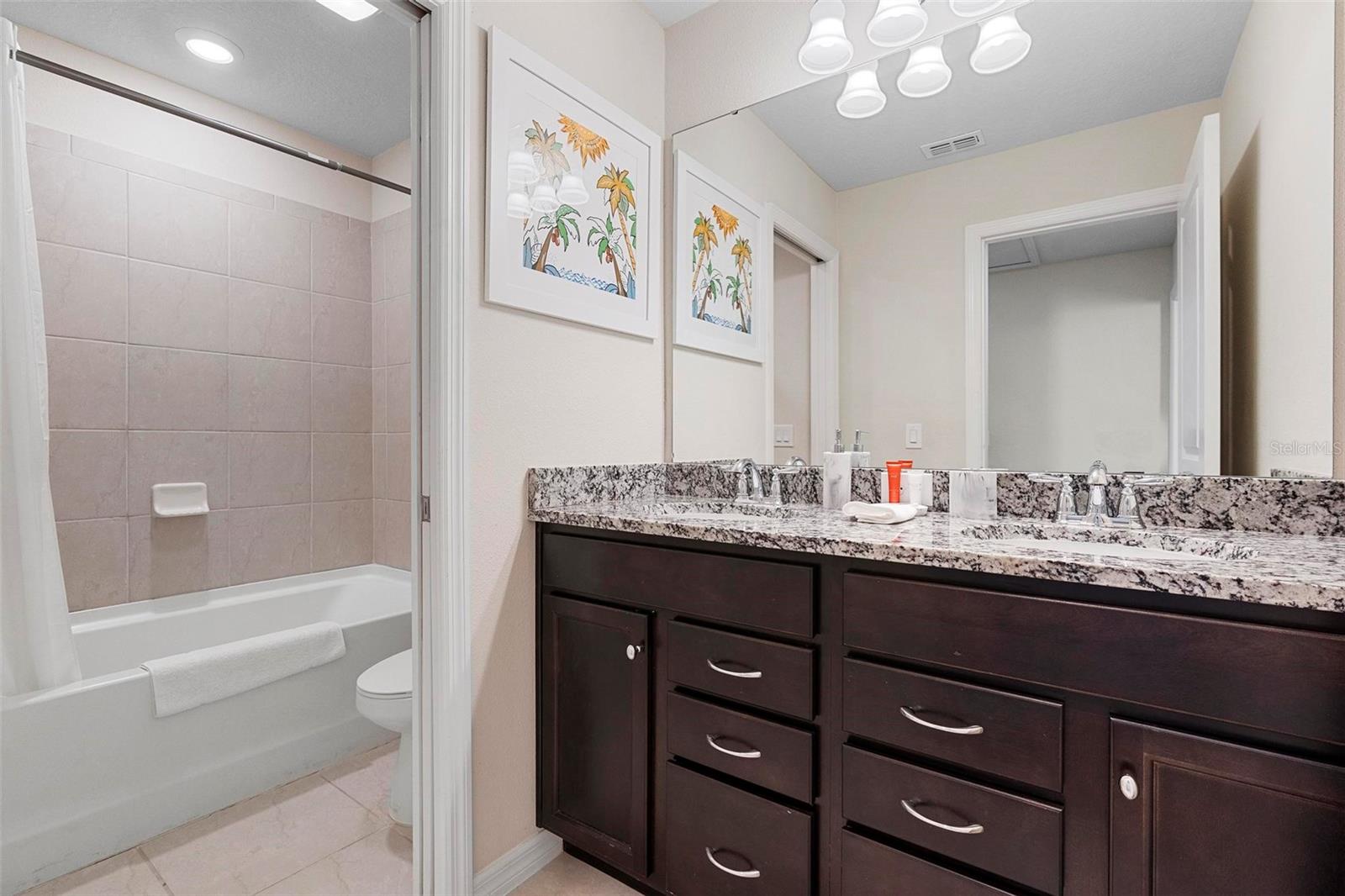 3413 Lilac Property Photo 35