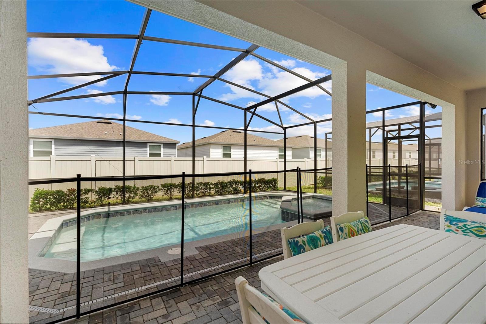3413 Lilac Property Photo 48