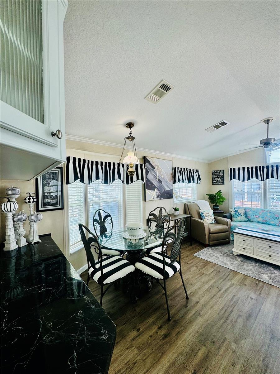 300 Royal Troon Loop Property Photo 7