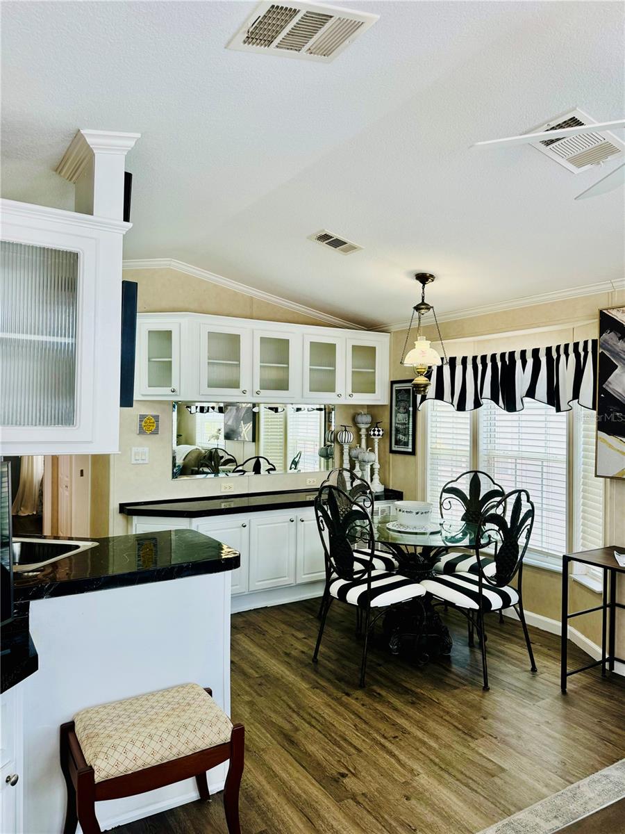 300 Royal Troon Loop Property Photo 13