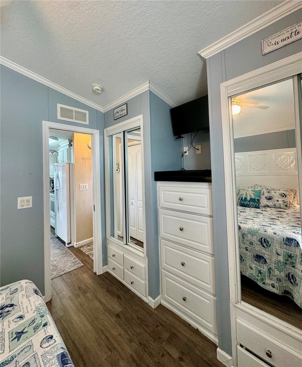 300 Royal Troon Loop Property Photo 15