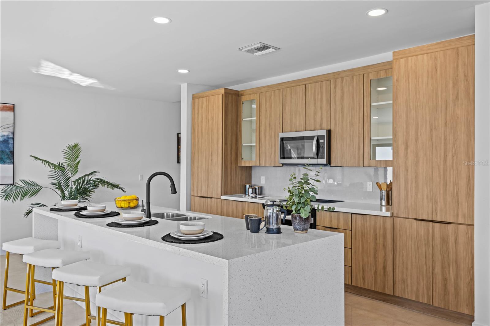 6422 Quartet St Property Photo 10