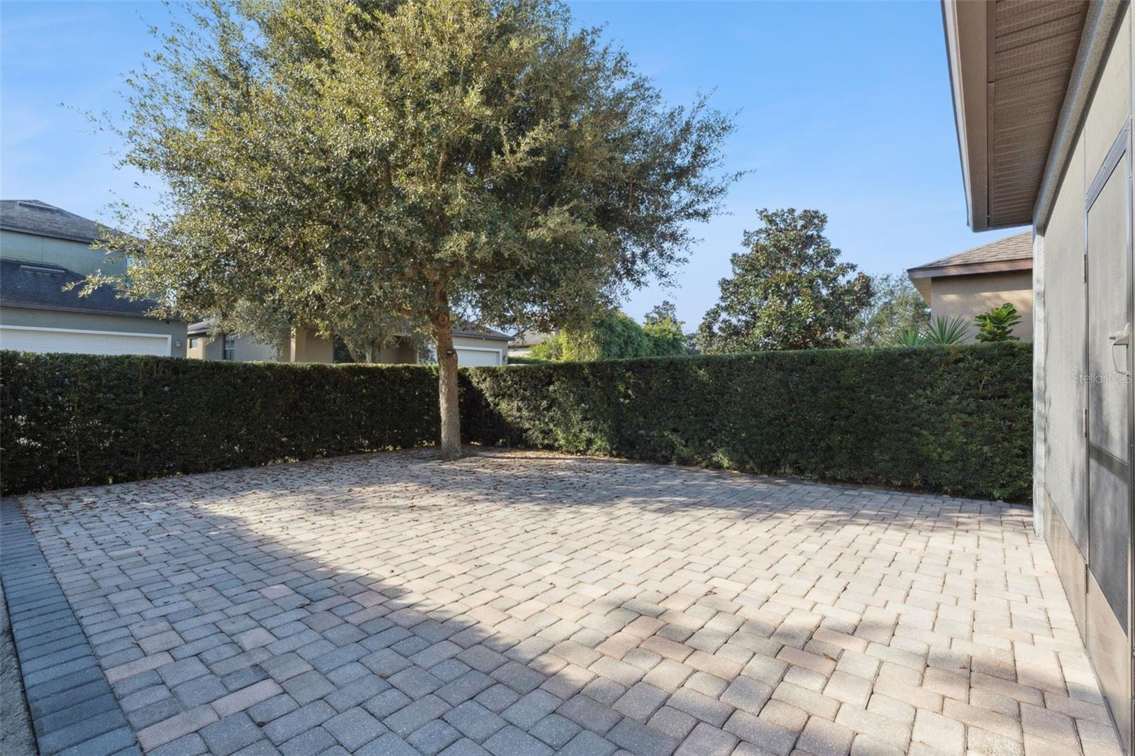 13232 Longacre Dr Property Photo 23
