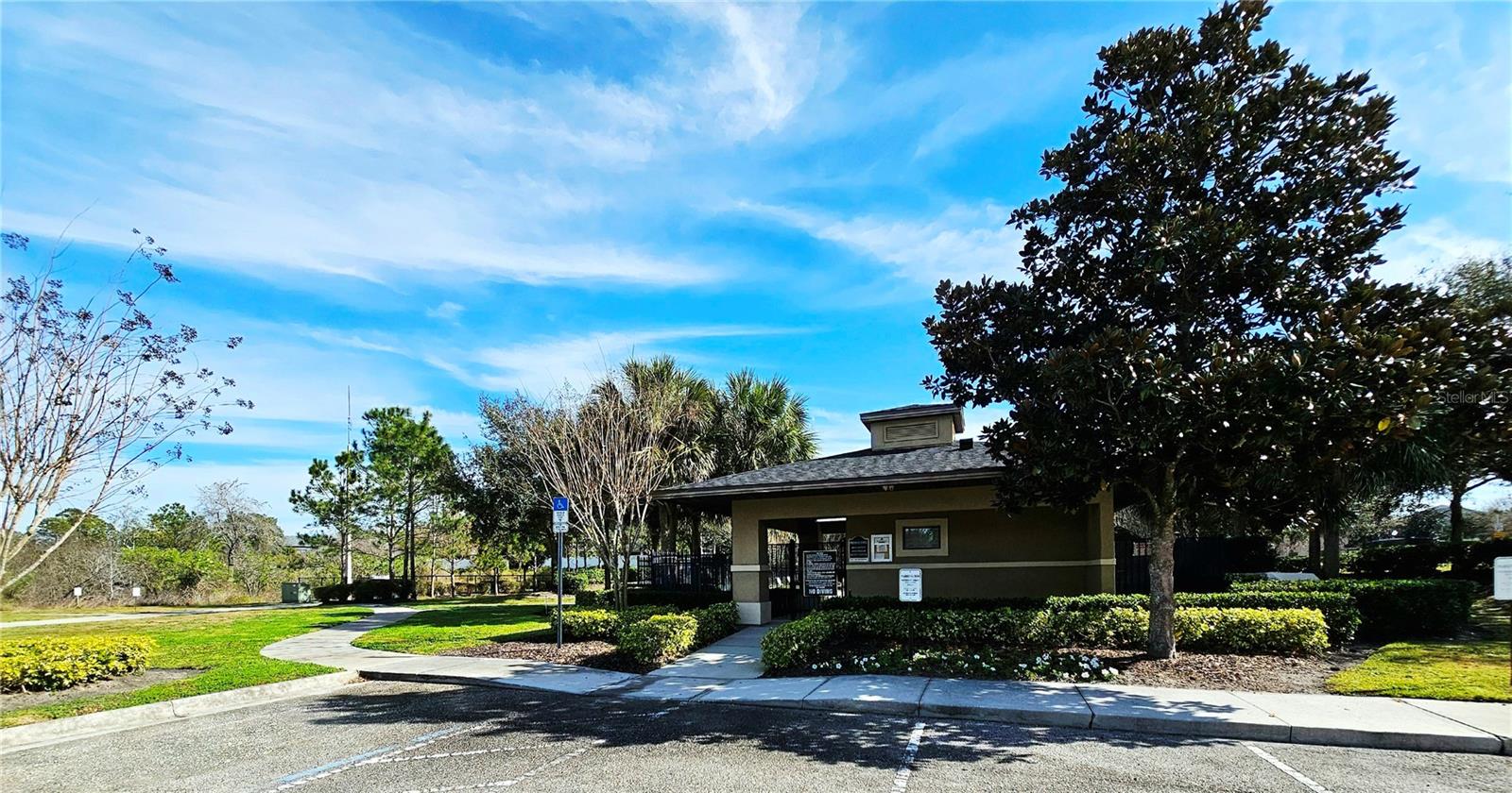 13232 Longacre Dr Property Photo 31