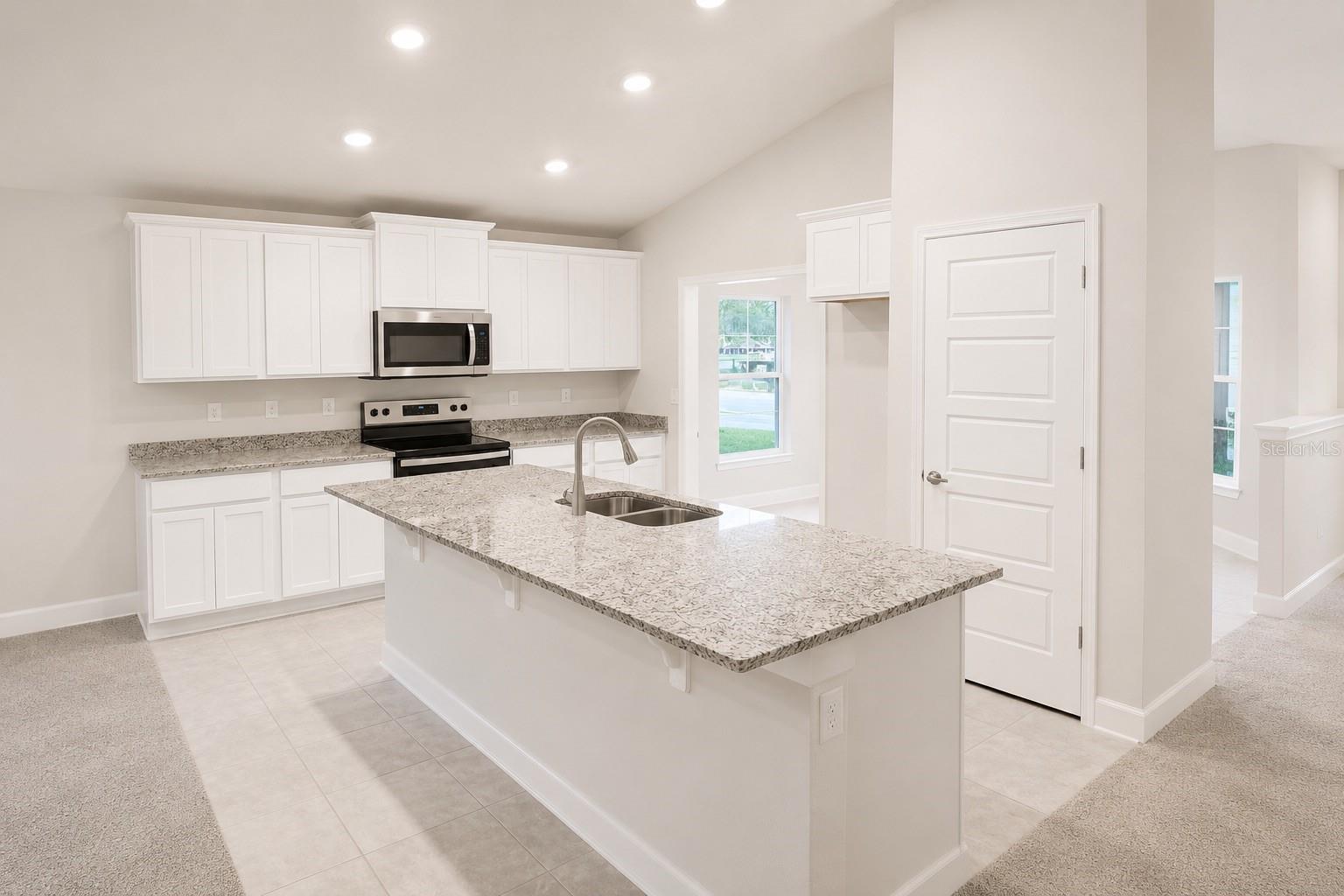 7552 Bent Tree Loop Property Photo 5