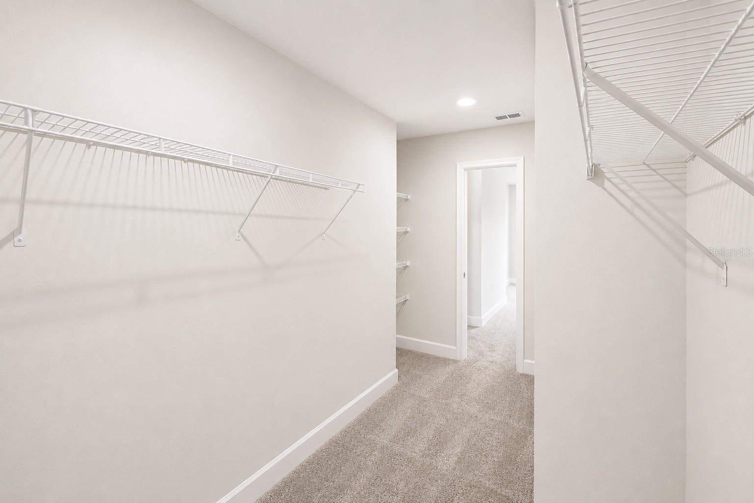7552 Bent Tree Loop Property Photo 12