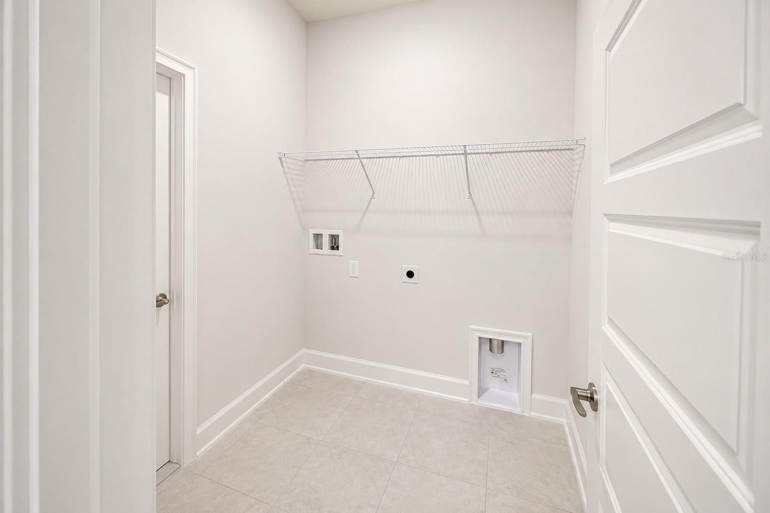 7552 Bent Tree Loop Property Photo 15