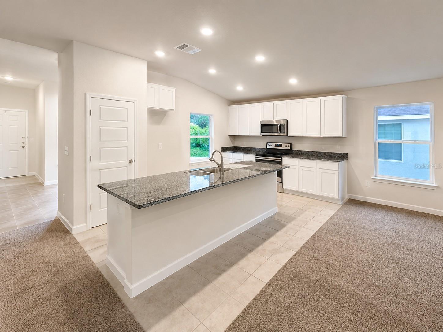 7528 Bent Tree Loop Property Photo 4