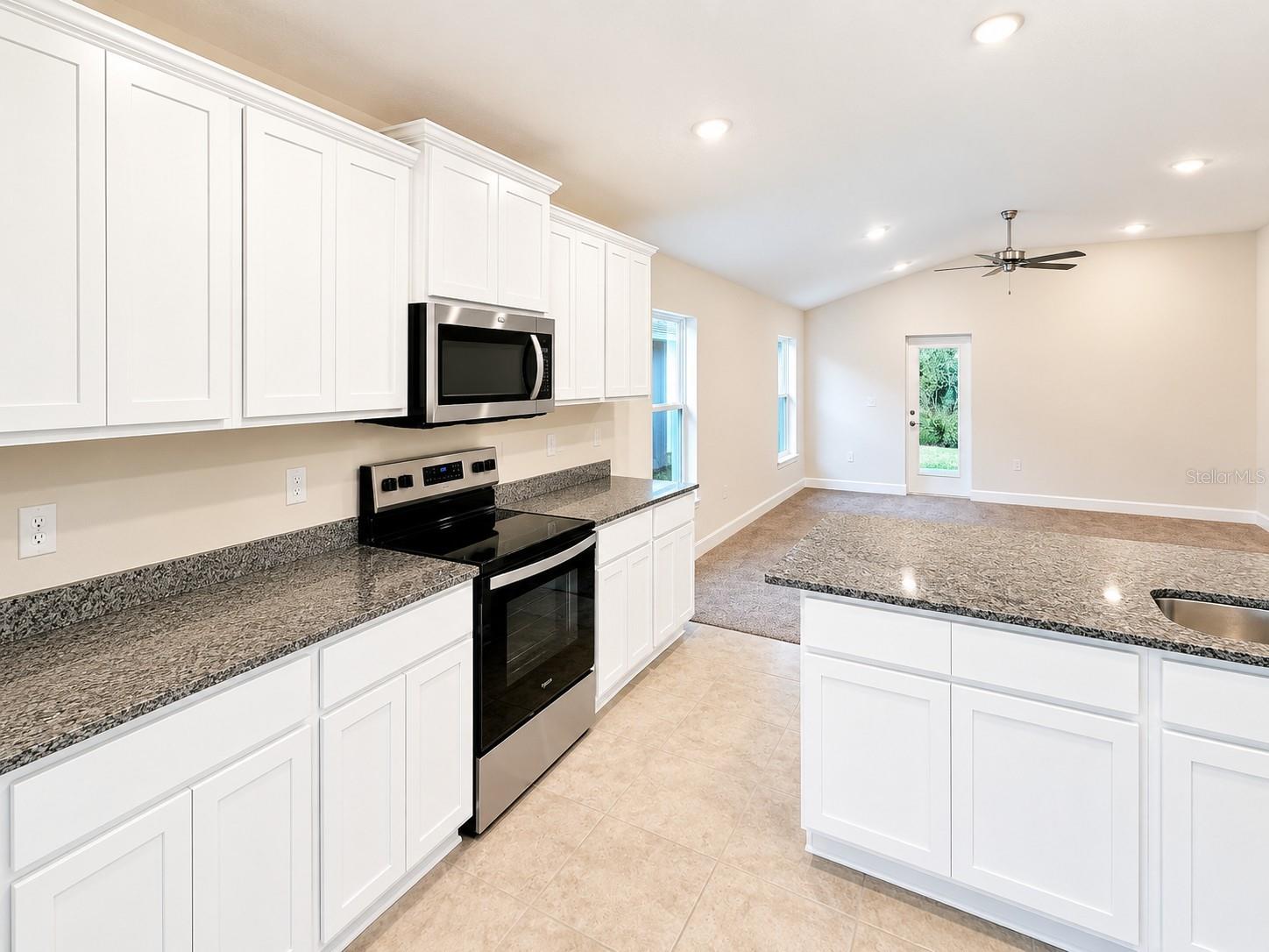 7528 Bent Tree Loop Property Photo 5