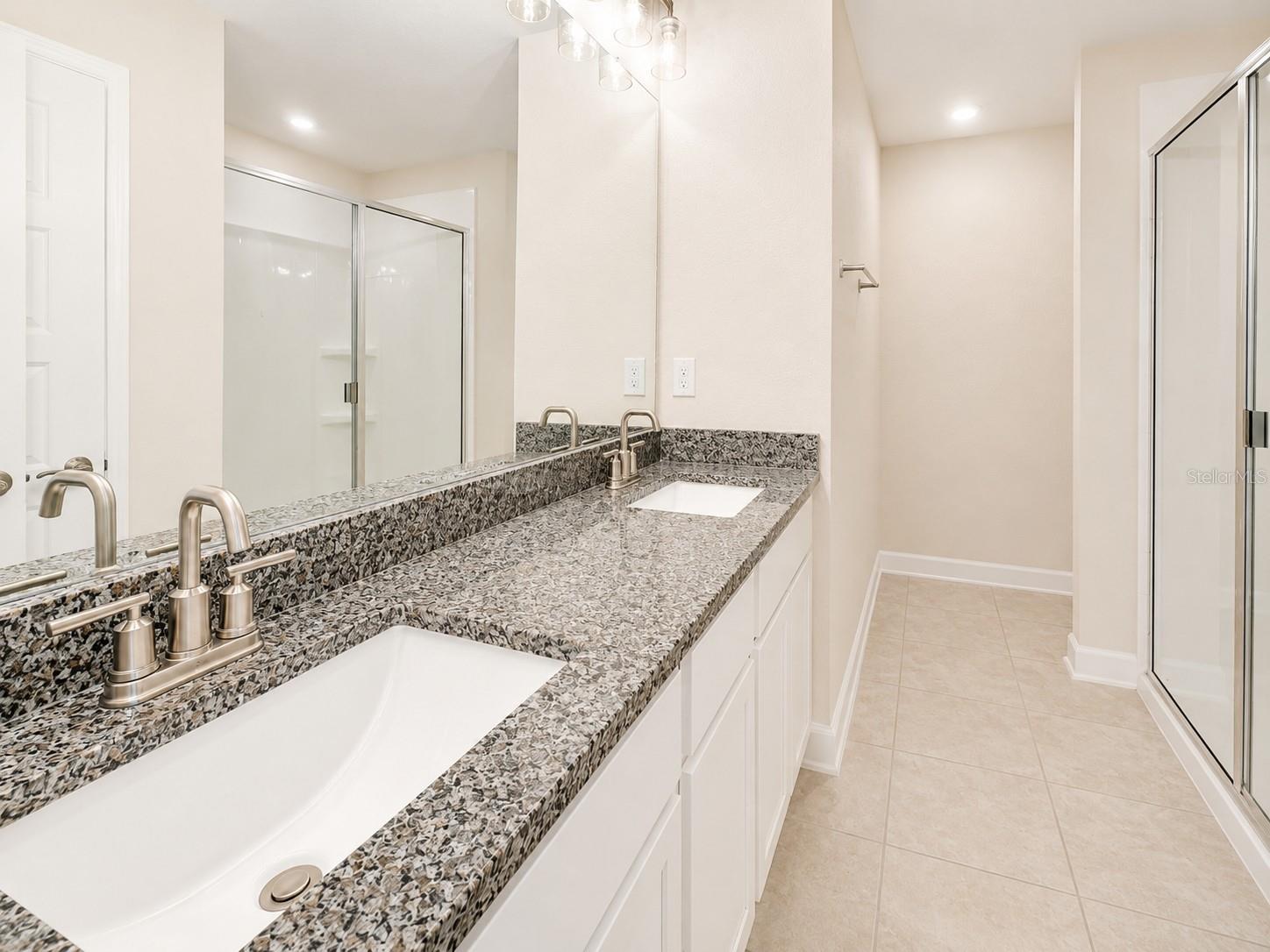 7528 Bent Tree Loop Property Photo 12