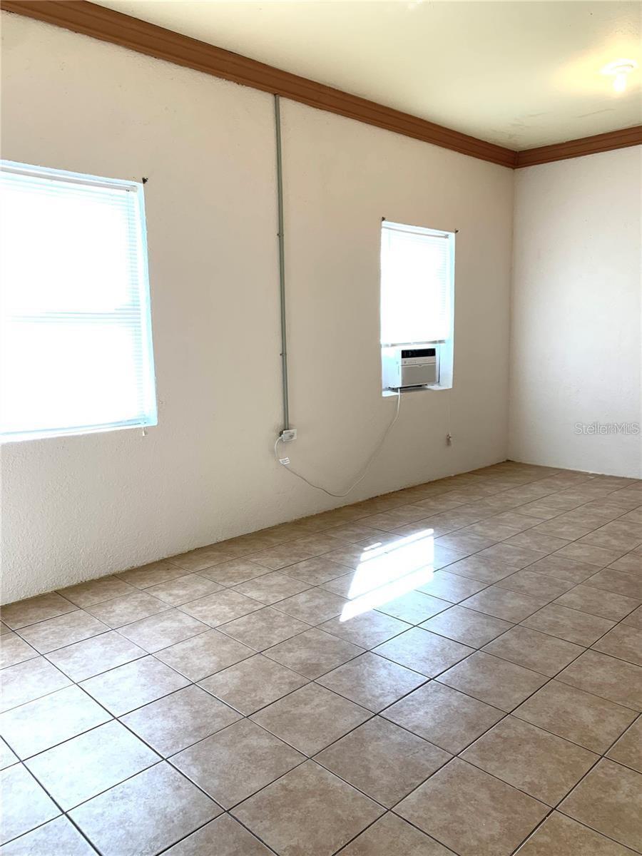 100 John St Property Photo 8
