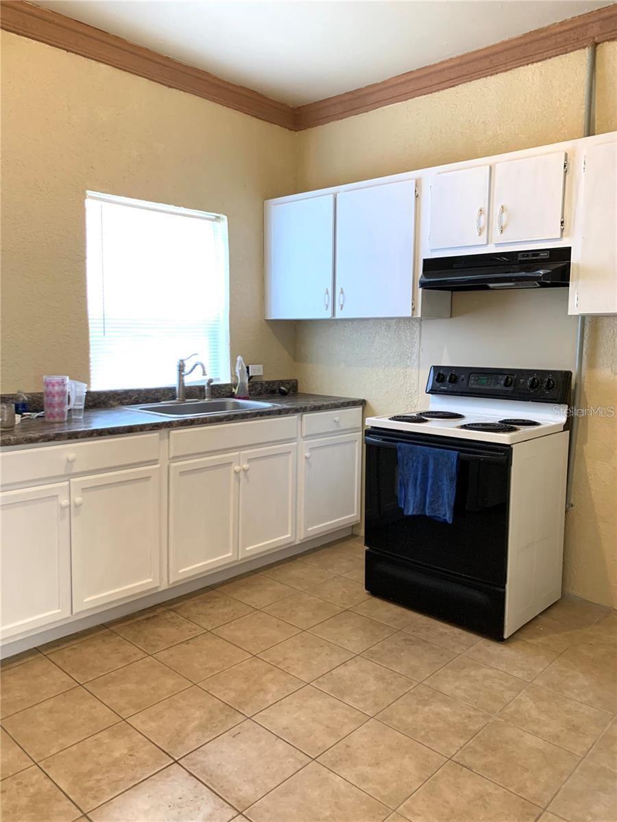 100 John St Property Photo 12