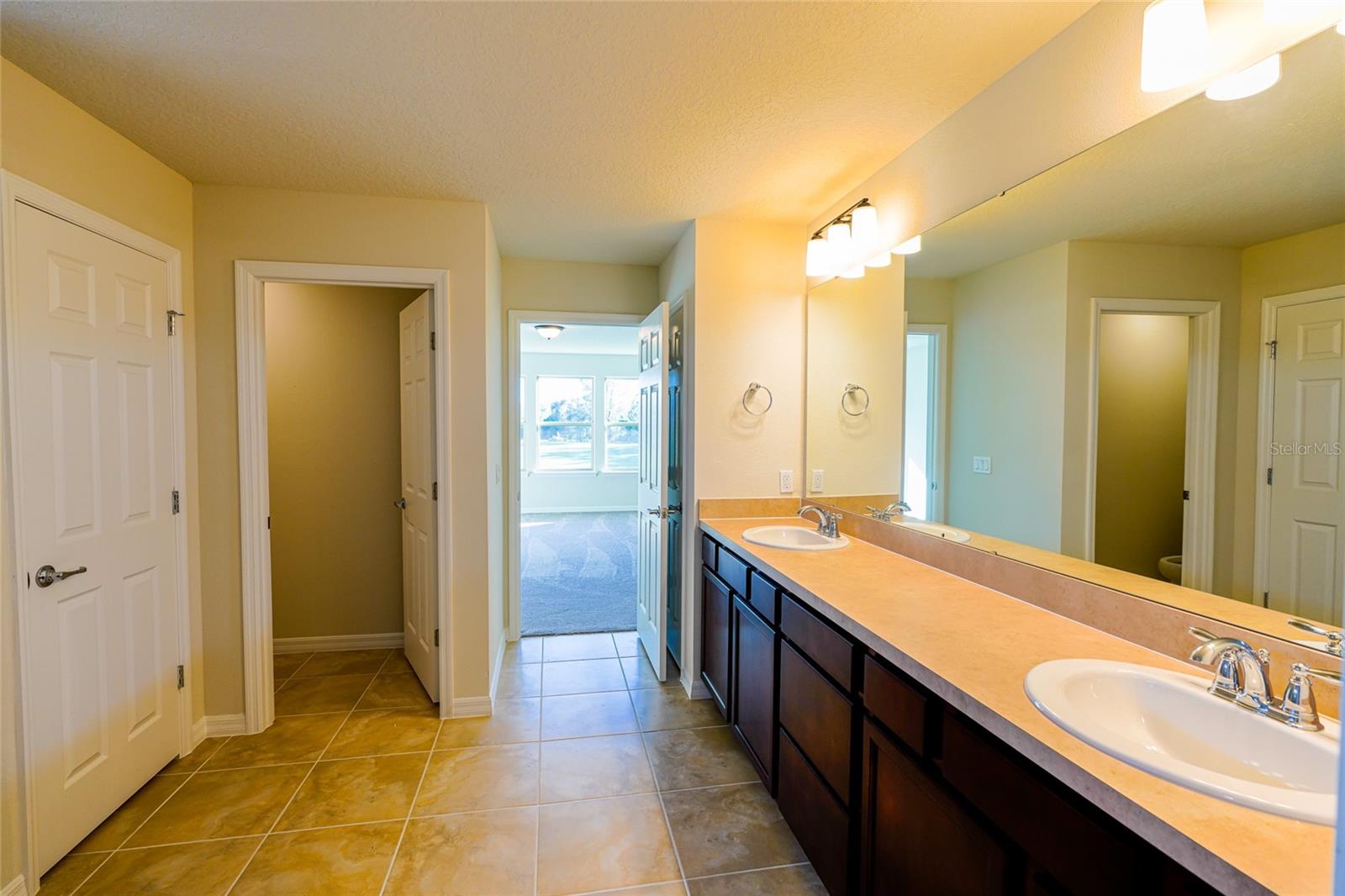 2779 Matera Dr Property Photo 8