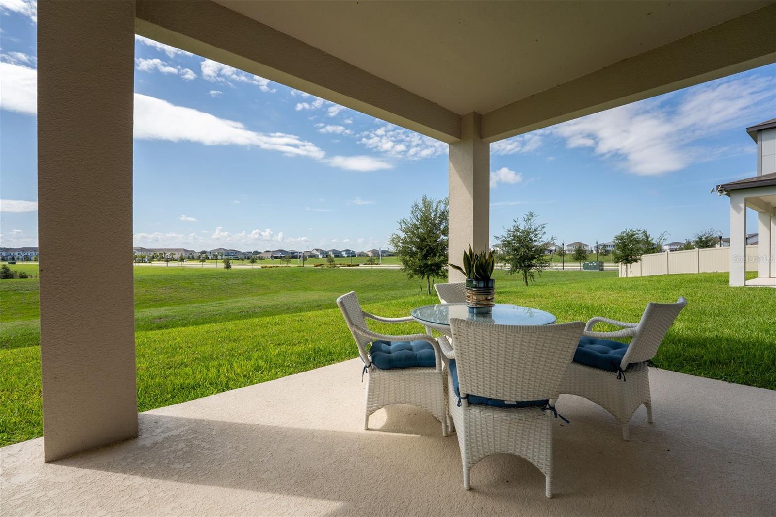 5211 Citrus Leaf Blvd Property Photo 47