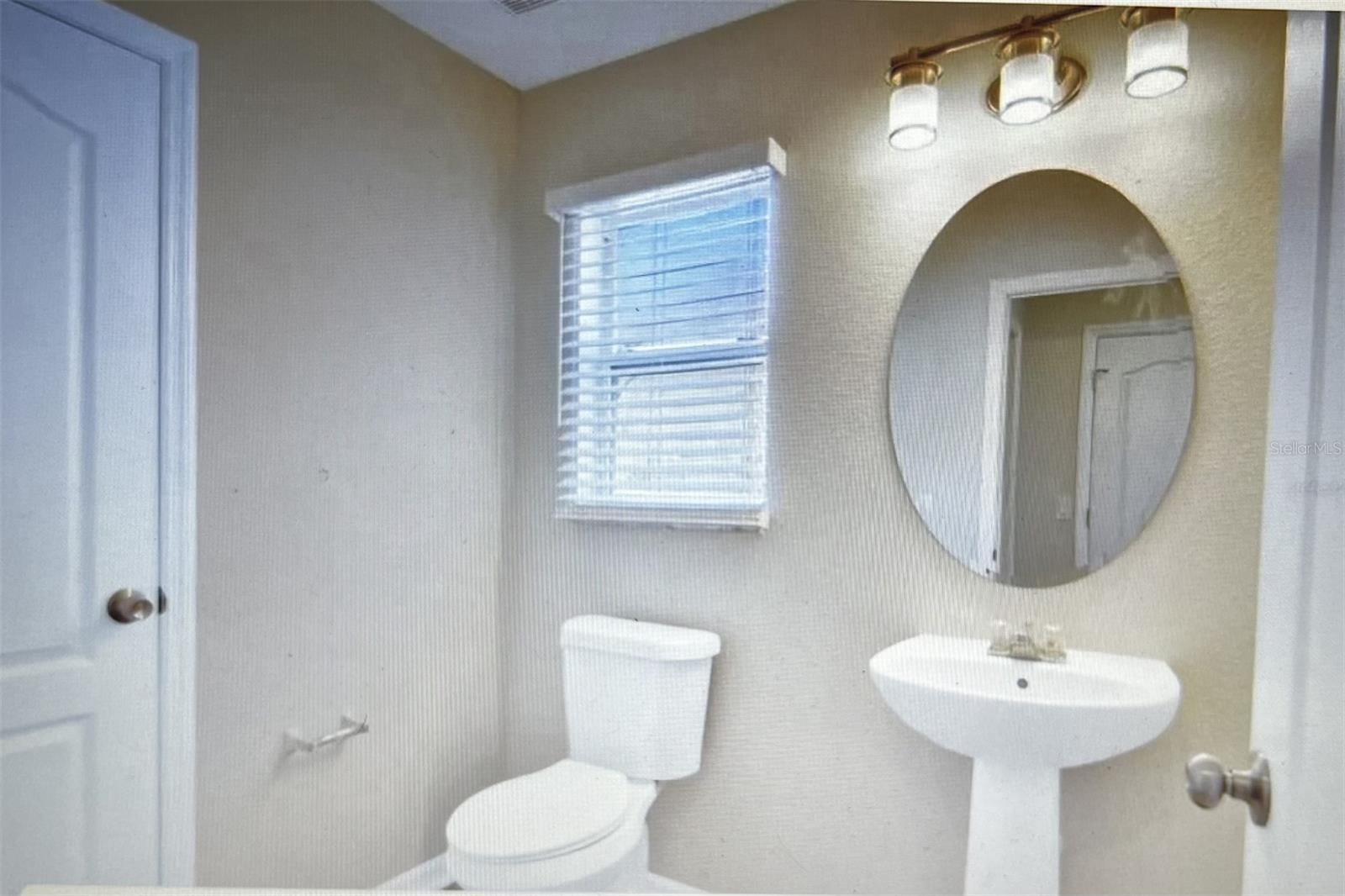 412 Aster Dr Property Photo 12