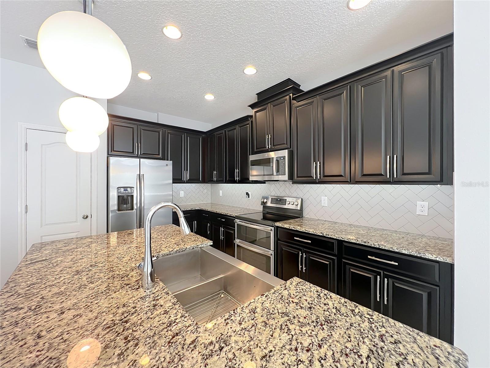 2592 Econ Landing Blvd Property Photo 12