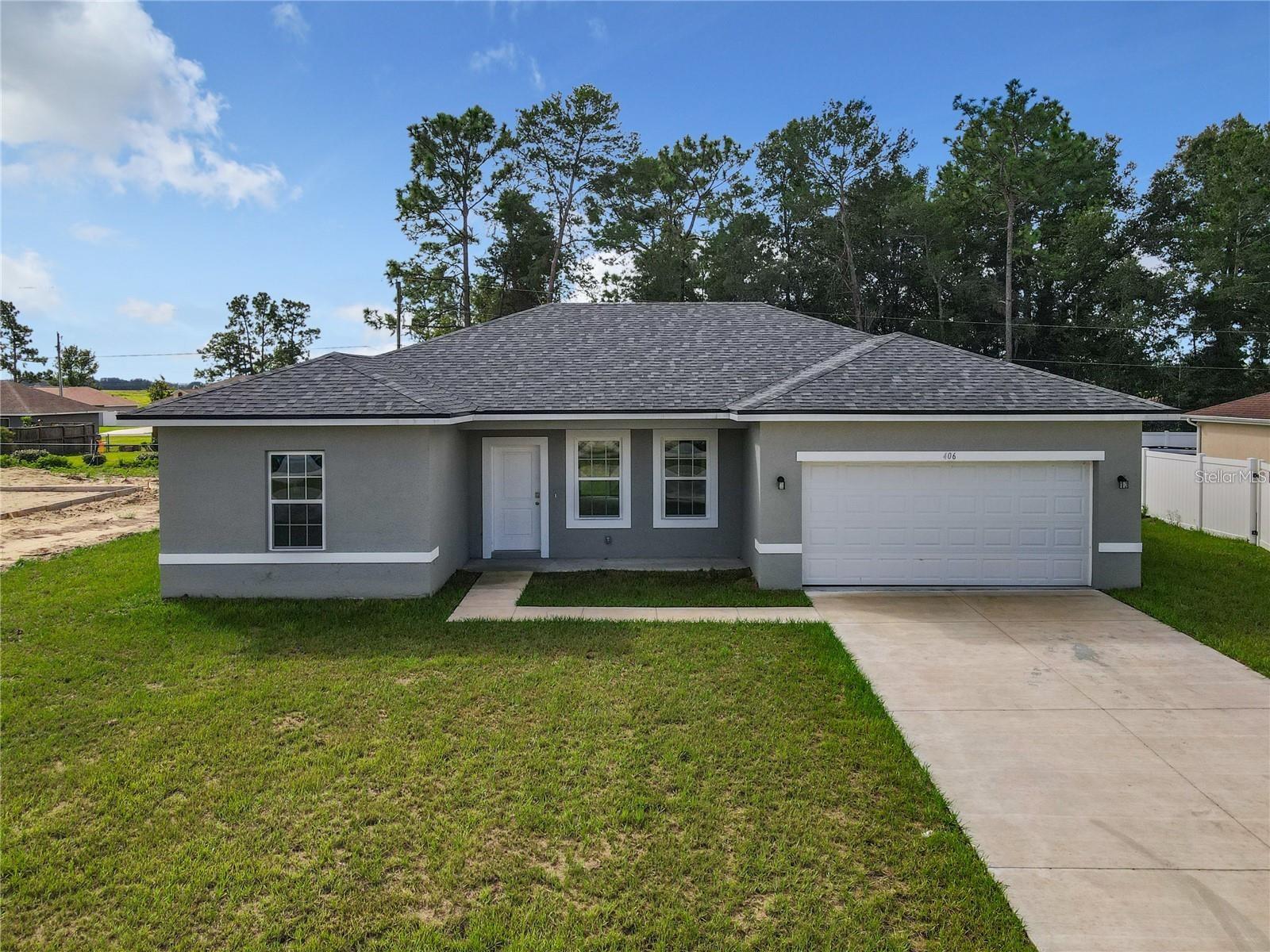 406 Marion Oaks Trl Property Photo 2