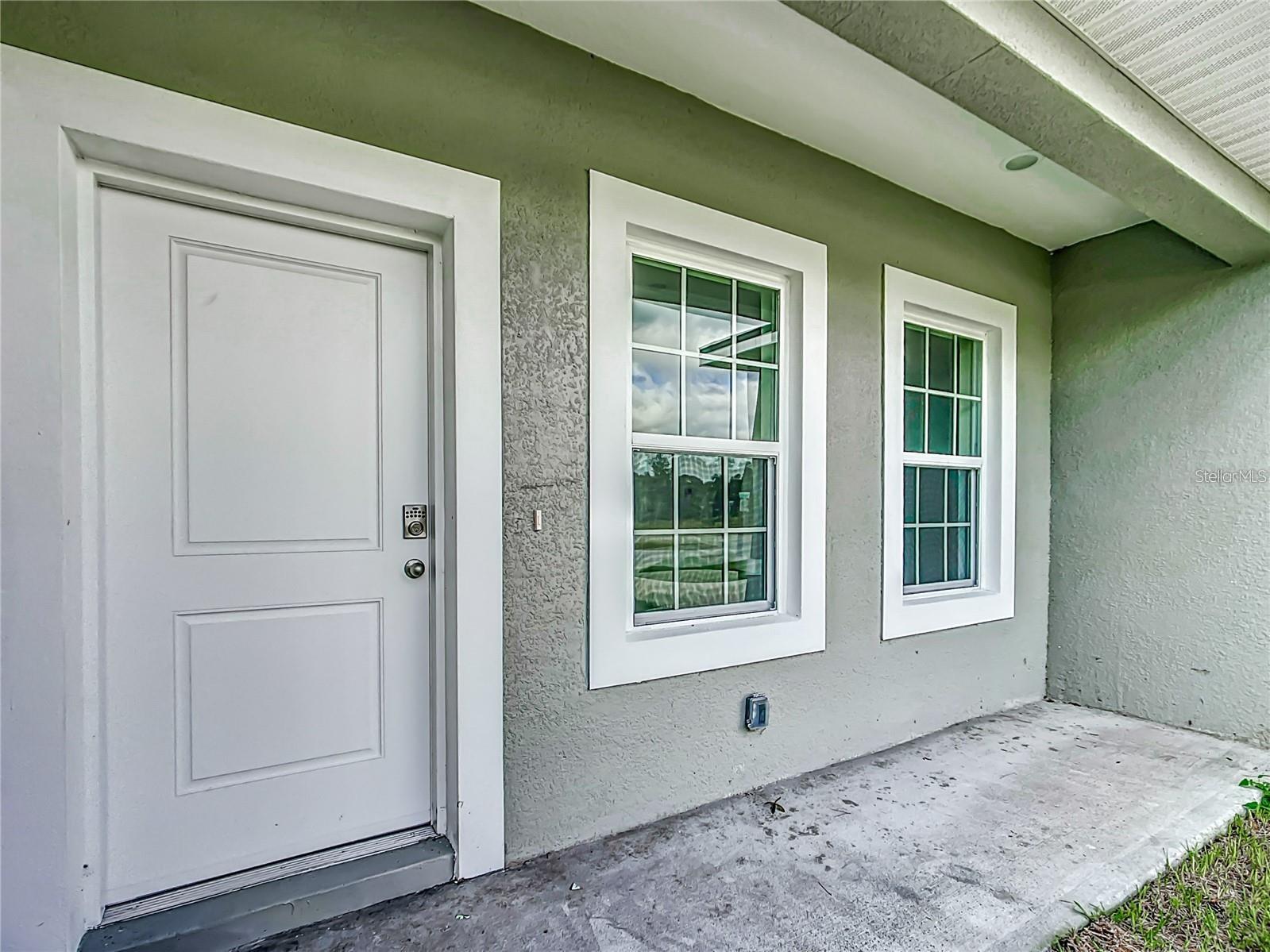 406 Marion Oaks Trl Property Photo 7