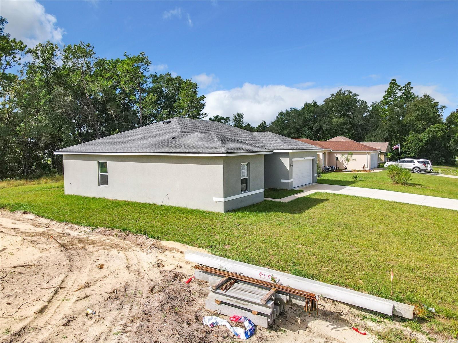 406 Marion Oaks Trl Property Photo 9