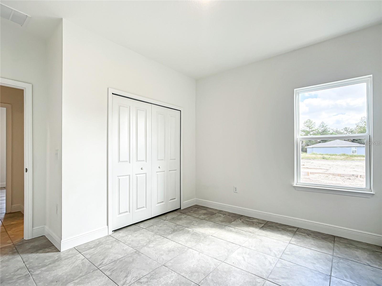 406 Marion Oaks Trl Property Photo 32