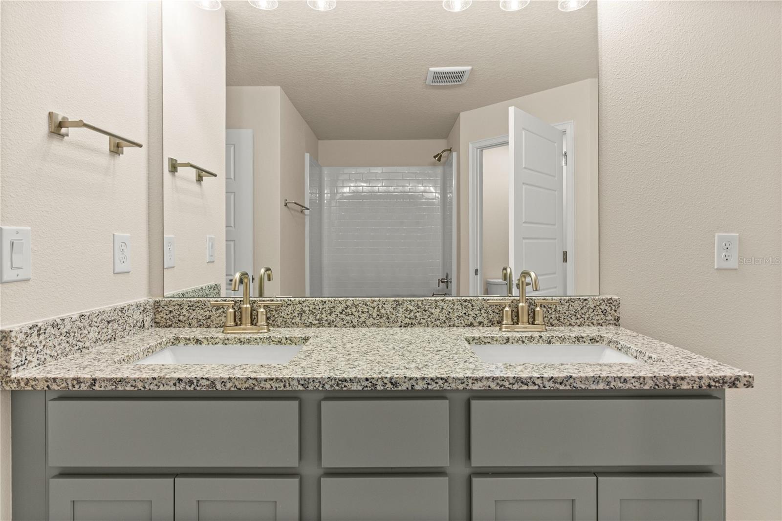 7576 Bent Tree Loop Property Photo 16