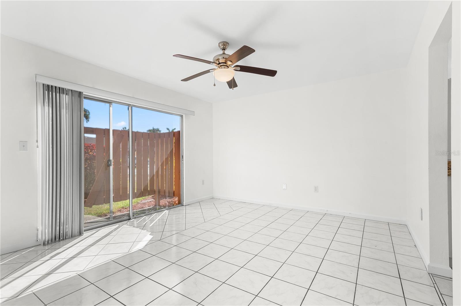 6479 Royal Woods Dr Property Photo 15