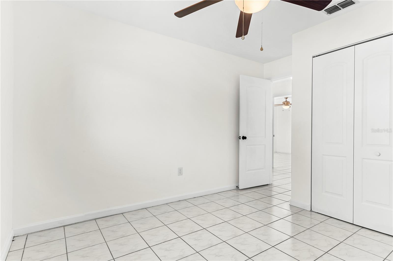 6479 Royal Woods Dr Property Photo 18