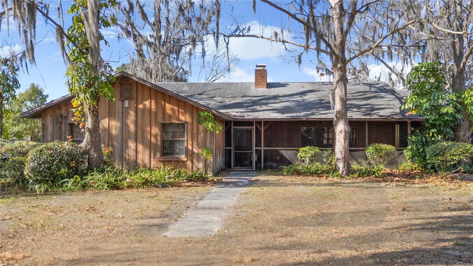 6604 Mt Plymouth Rd Property Photo 1