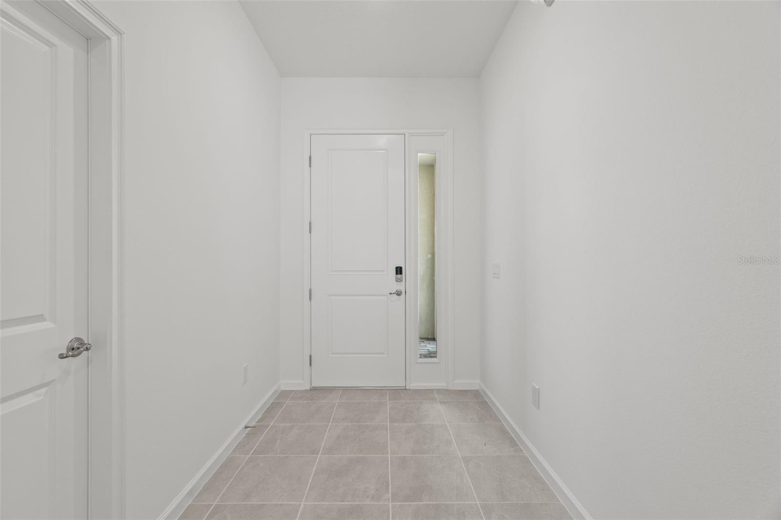 5773 High Seas Dr Property Photo 6
