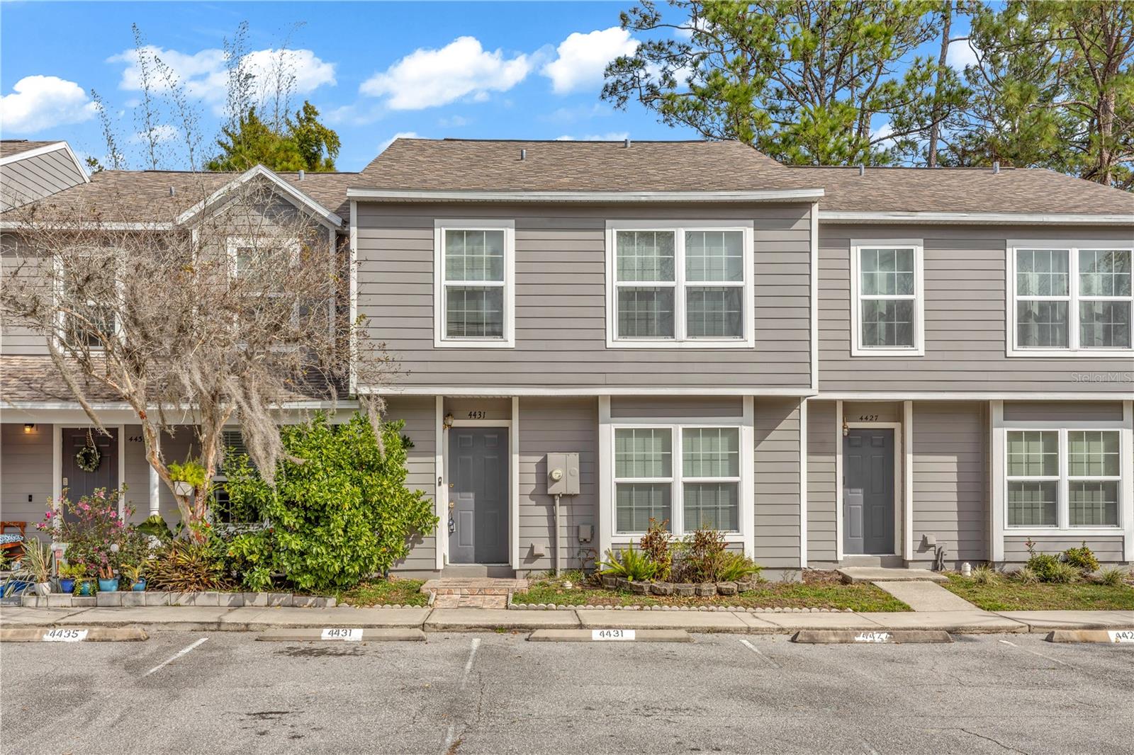 4431 BROOK HOLLOW CIR Property Photo 1