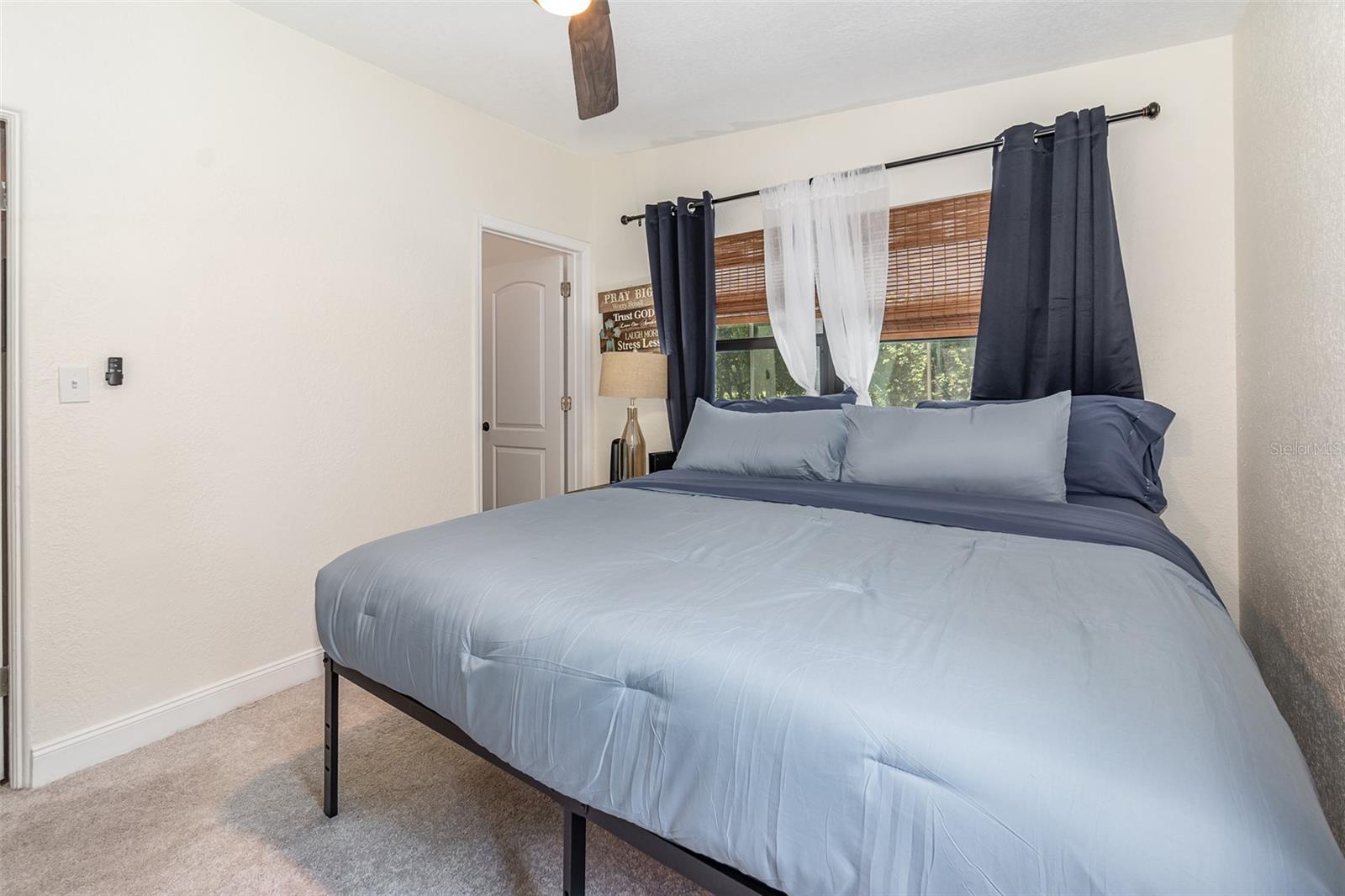 2721 E Marks St Property Photo 15