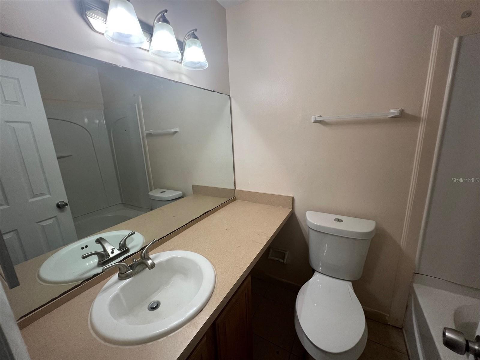 207 S Moss Rd Property Photo 9