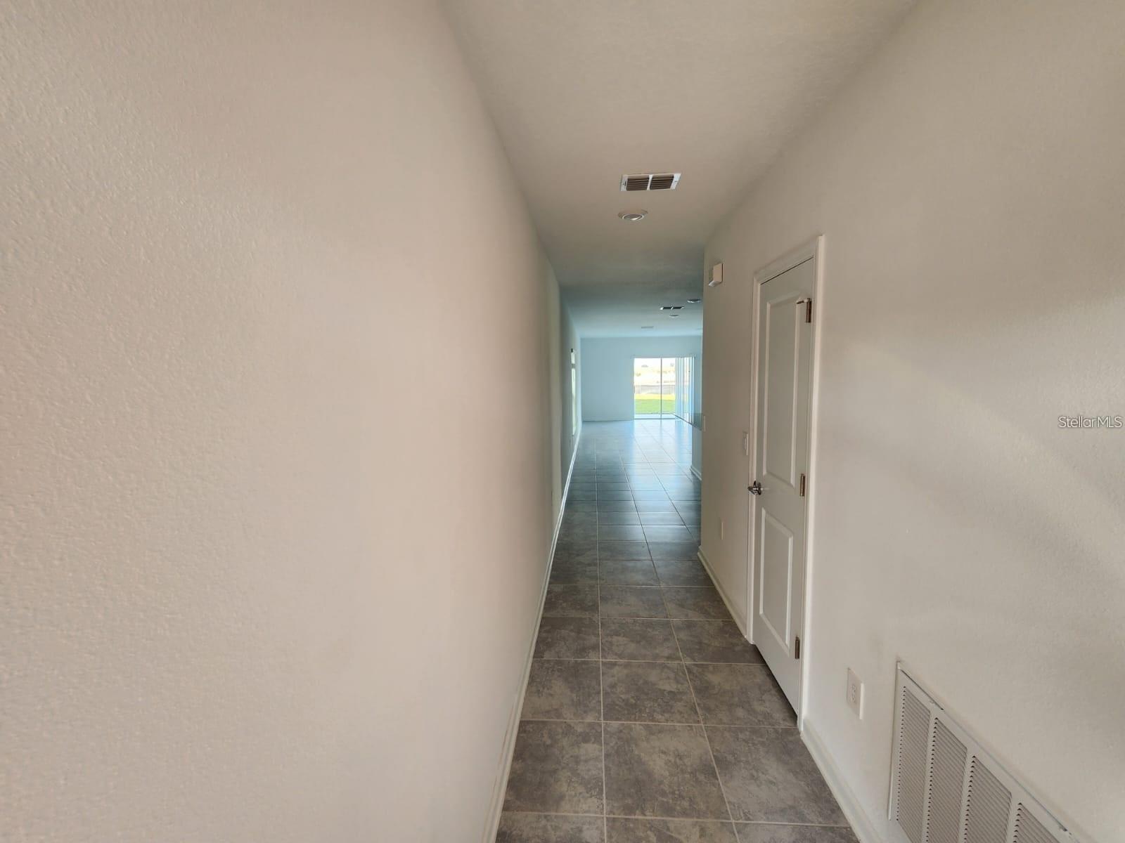 2713 Runners Cir Property Photo 10