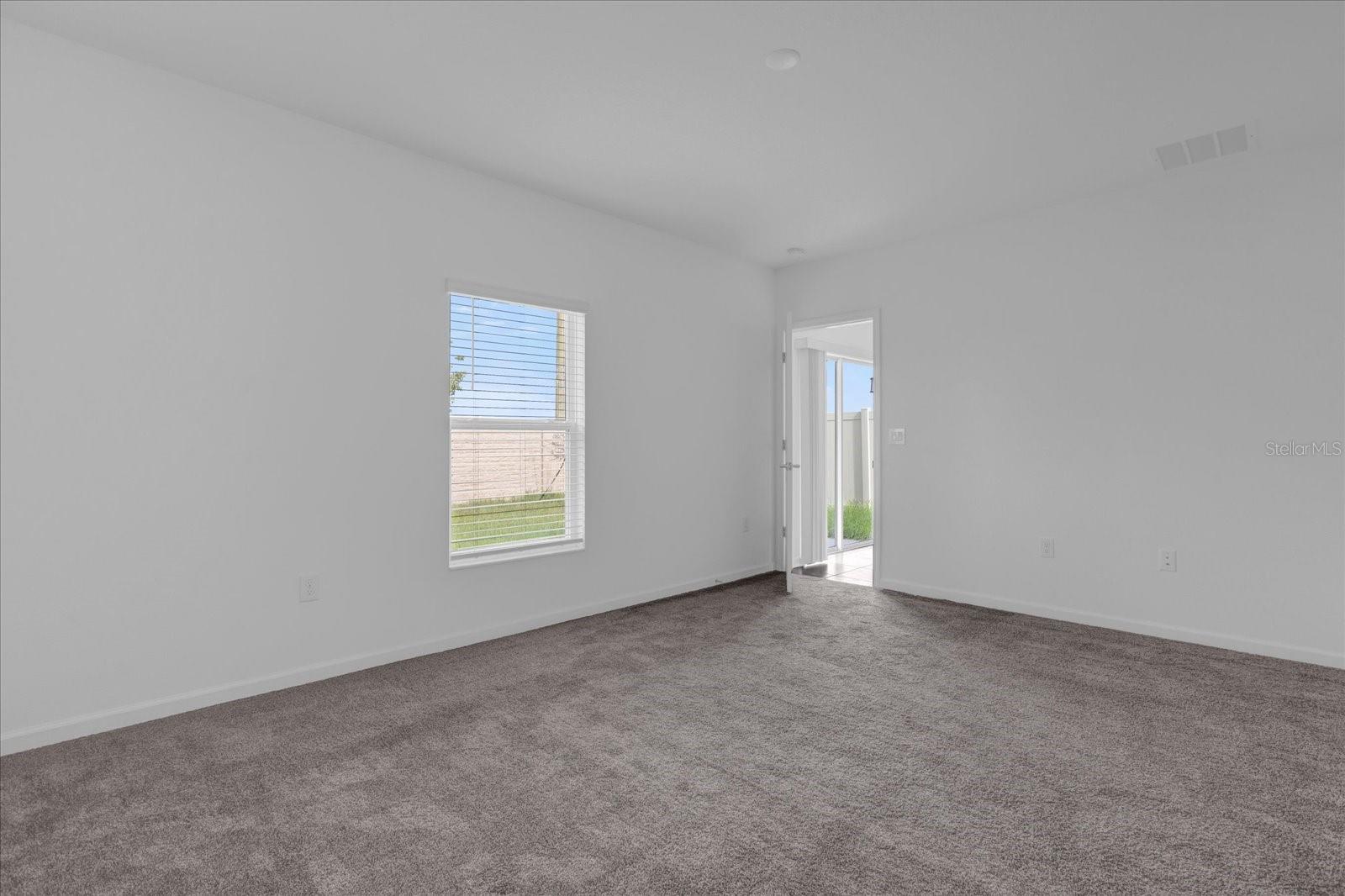 2713 Runners Cir Property Photo 21