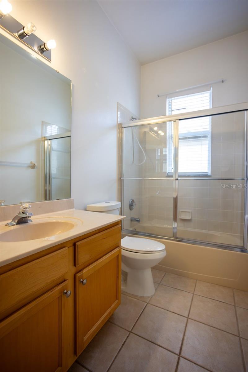 985 Ridgemount Pl Property Photo 18