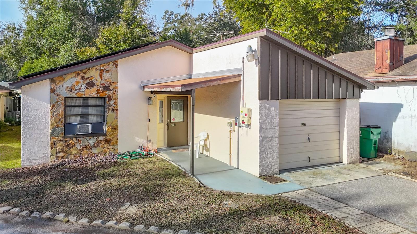 5937 Forest Ln Property Photo 8