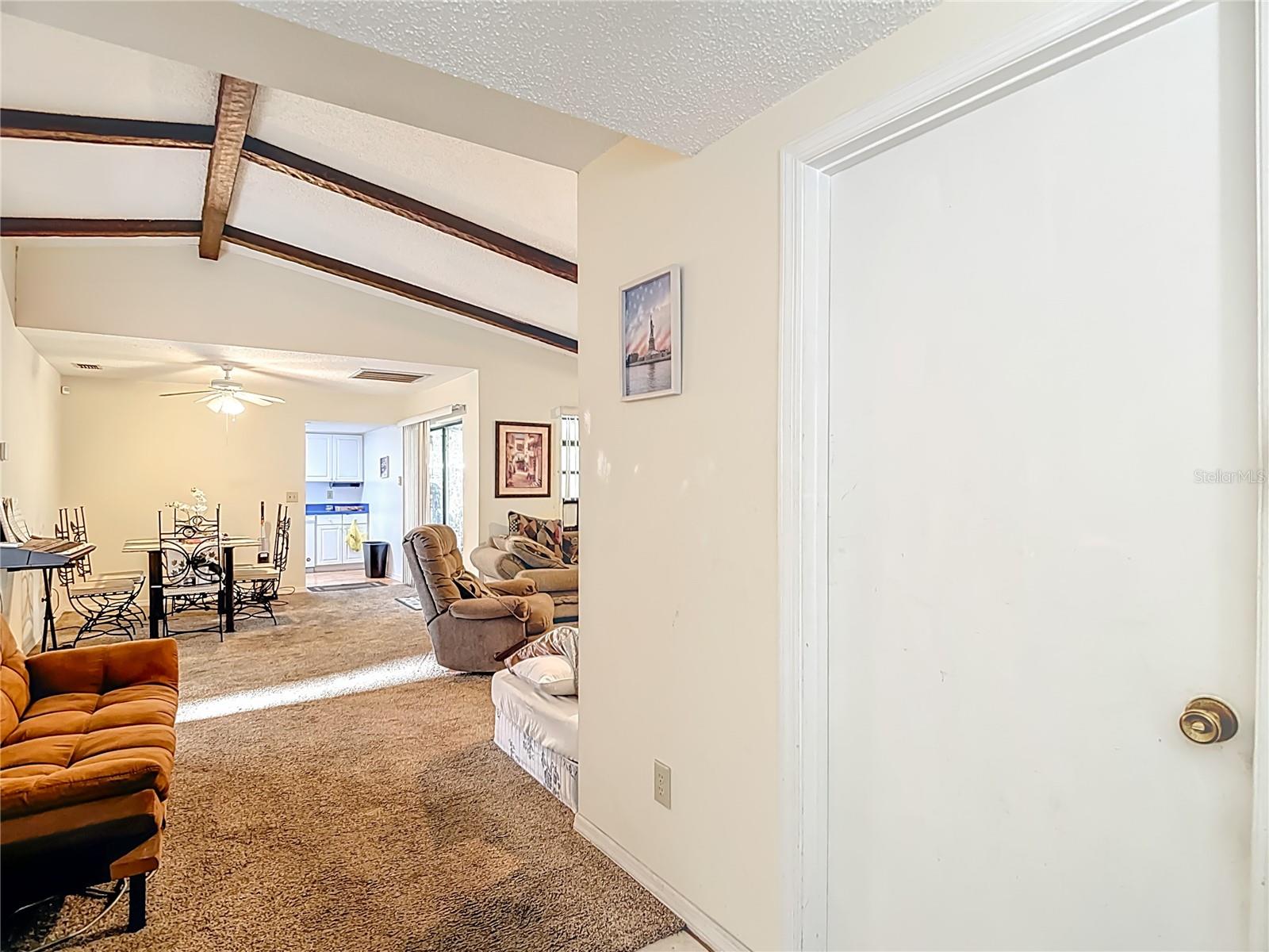 5937 Forest Ln Property Photo 11