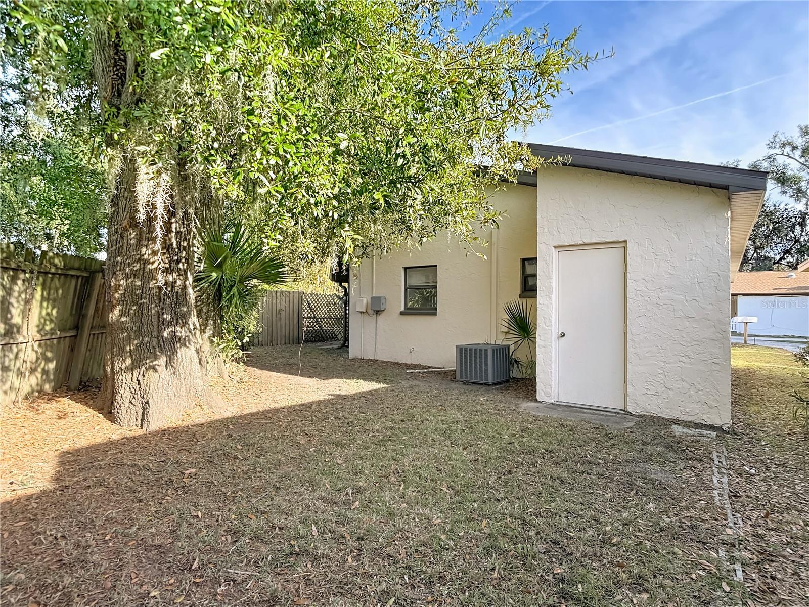 5937 Forest Ln Property Photo 44