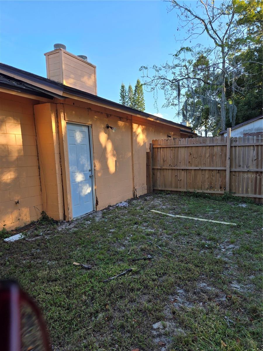 572 Maineline Blvd Property Photo 6