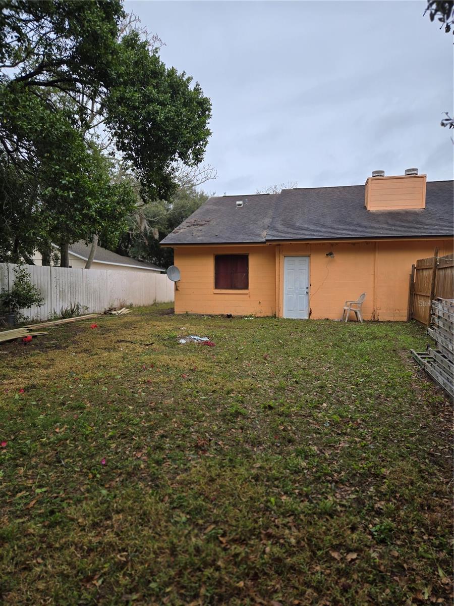 572 Maineline Blvd Property Photo 7