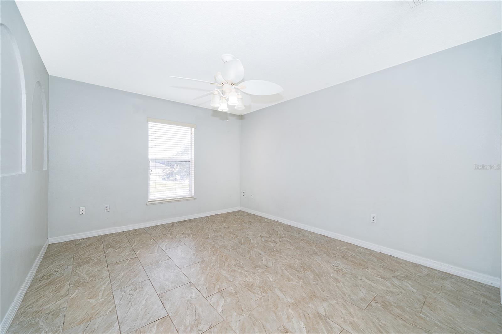10409 Laxton St Property Photo 21