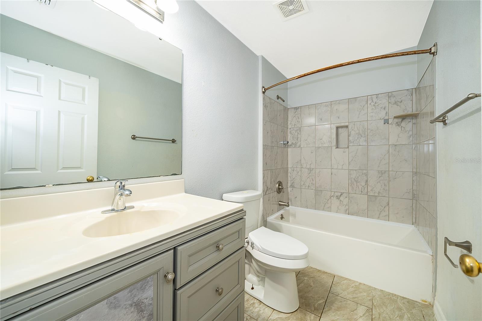 10409 Laxton St Property Photo 22