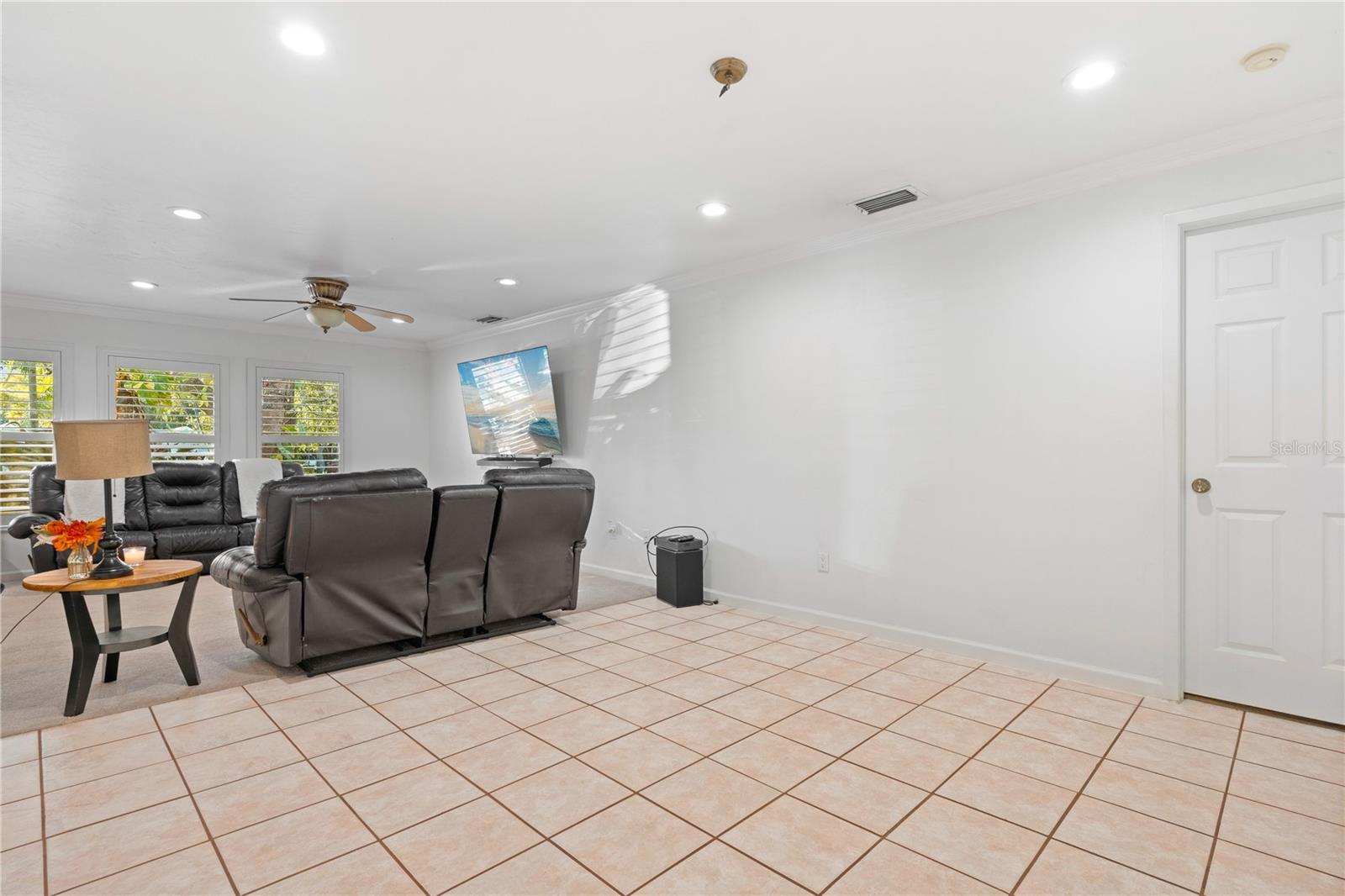 619 29th St E Property Photo 13