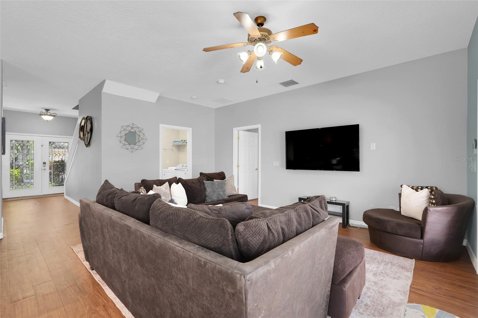 8033 Acadia Estates Ct Property Photo 9