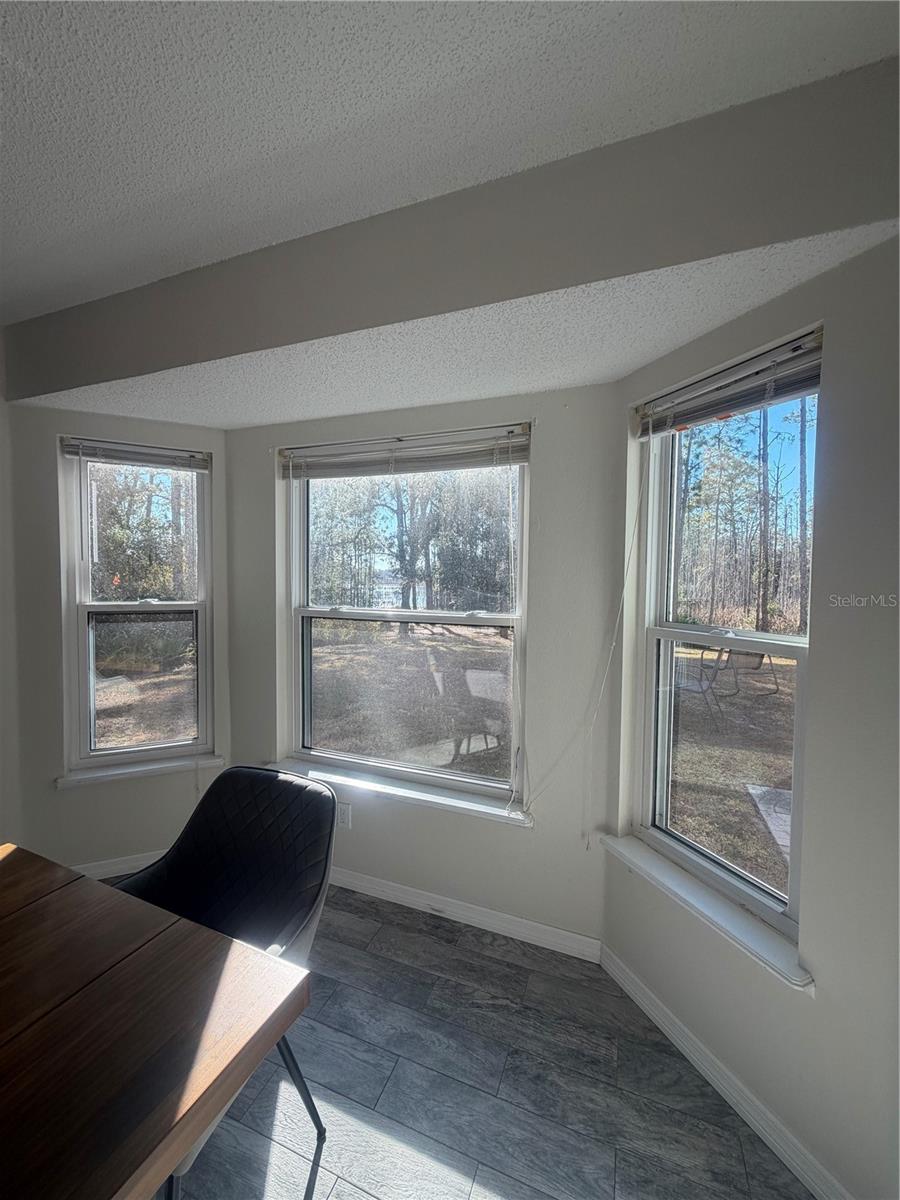 548 Glen Haven Dr Property Photo 7