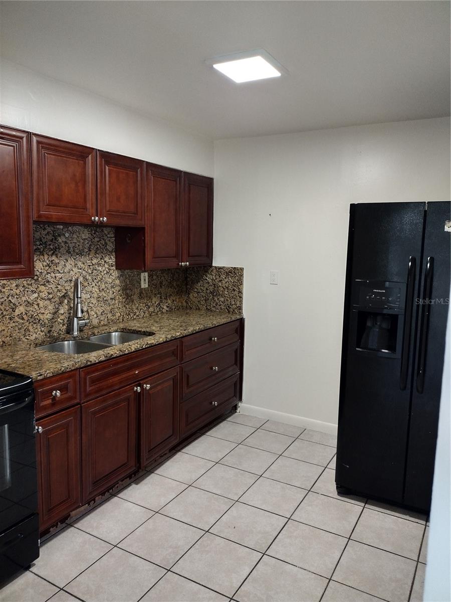 2761 Michigan Ave Property Photo 8